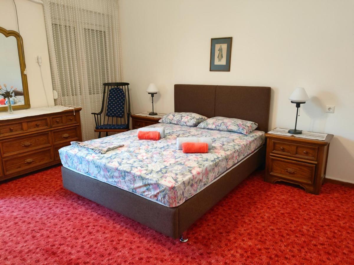 Casa Oliver Атина Екстериор снимка