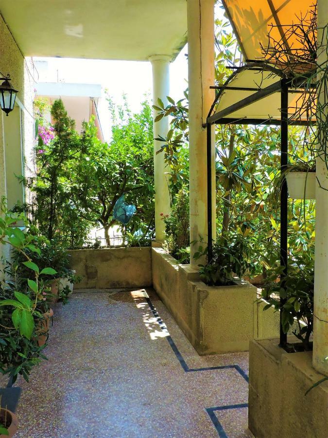 Casa Oliver Атина Екстериор снимка